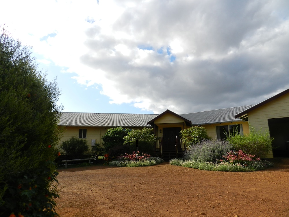 Shambhala Guesthouse - Accommodation Port Hedland
